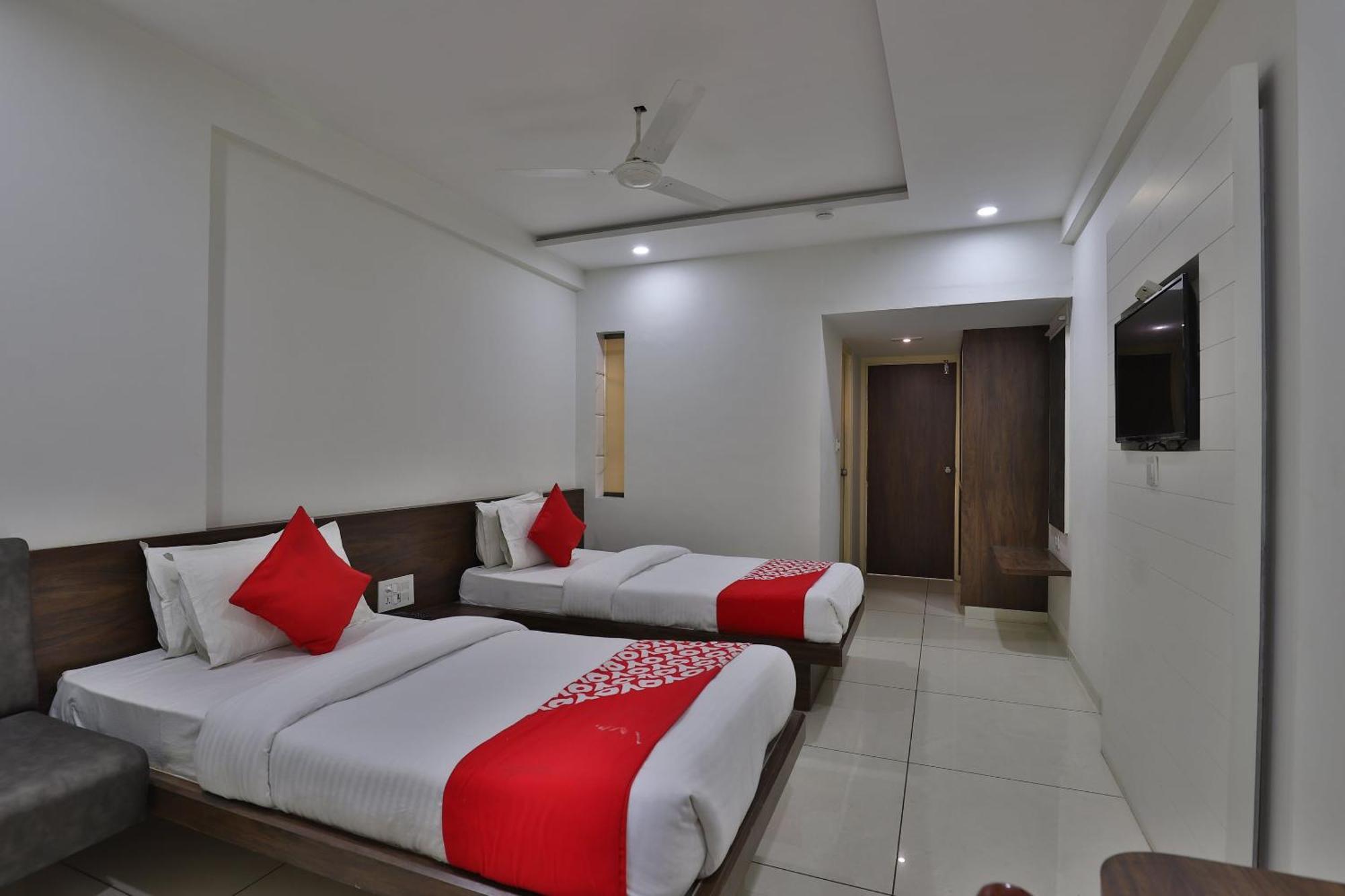 Hotel Panchsheel Vadodara Exterior foto